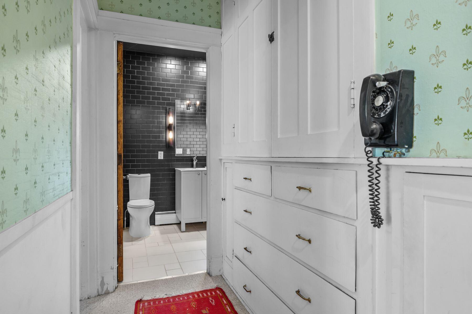 1512 College Avenue Racine, WI 53403 - Photo 46 of 58 More Classic Details