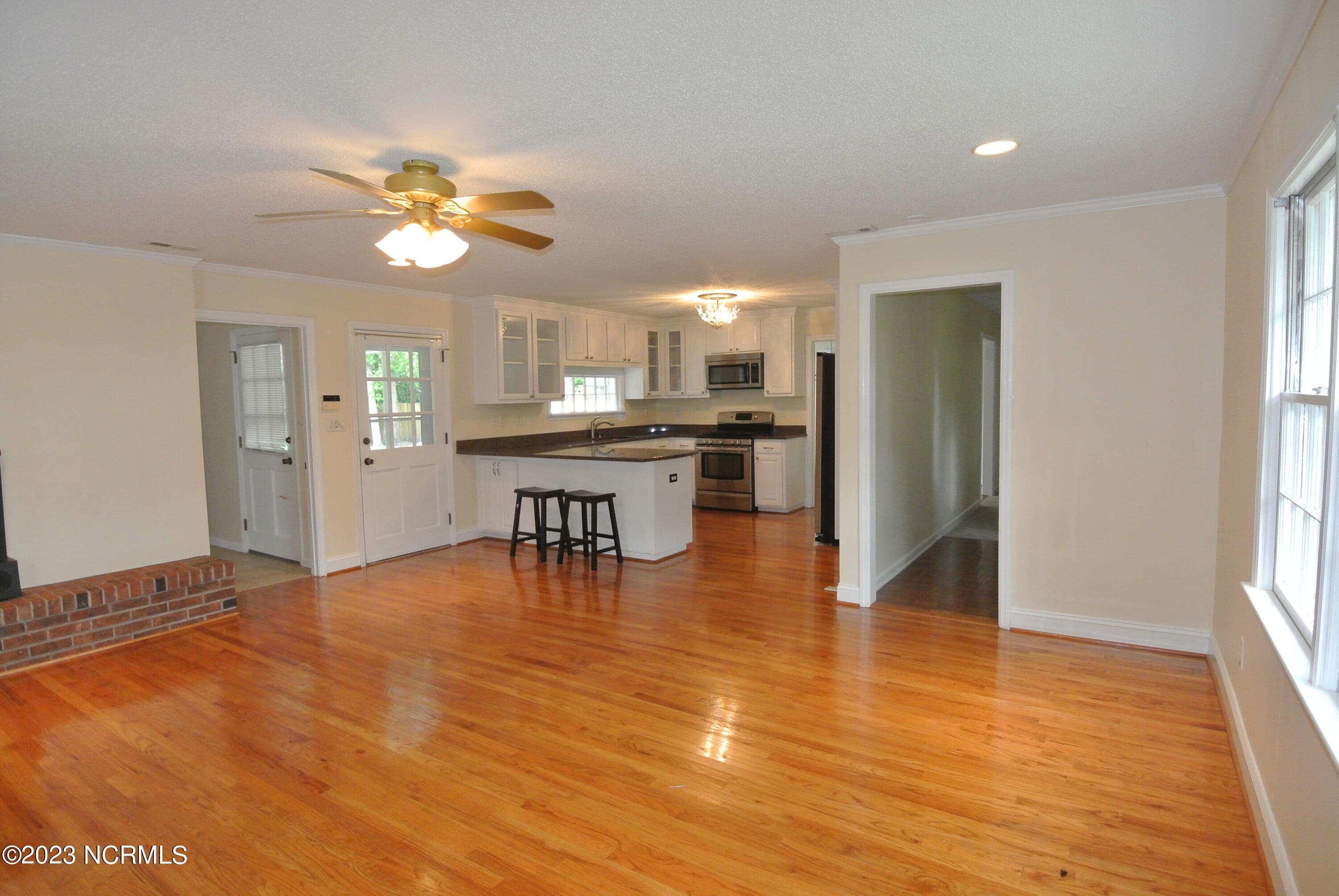2129 Neuse Cliffs Circle New Bern, NC 28560 - Photo 7 of 27 View from living room