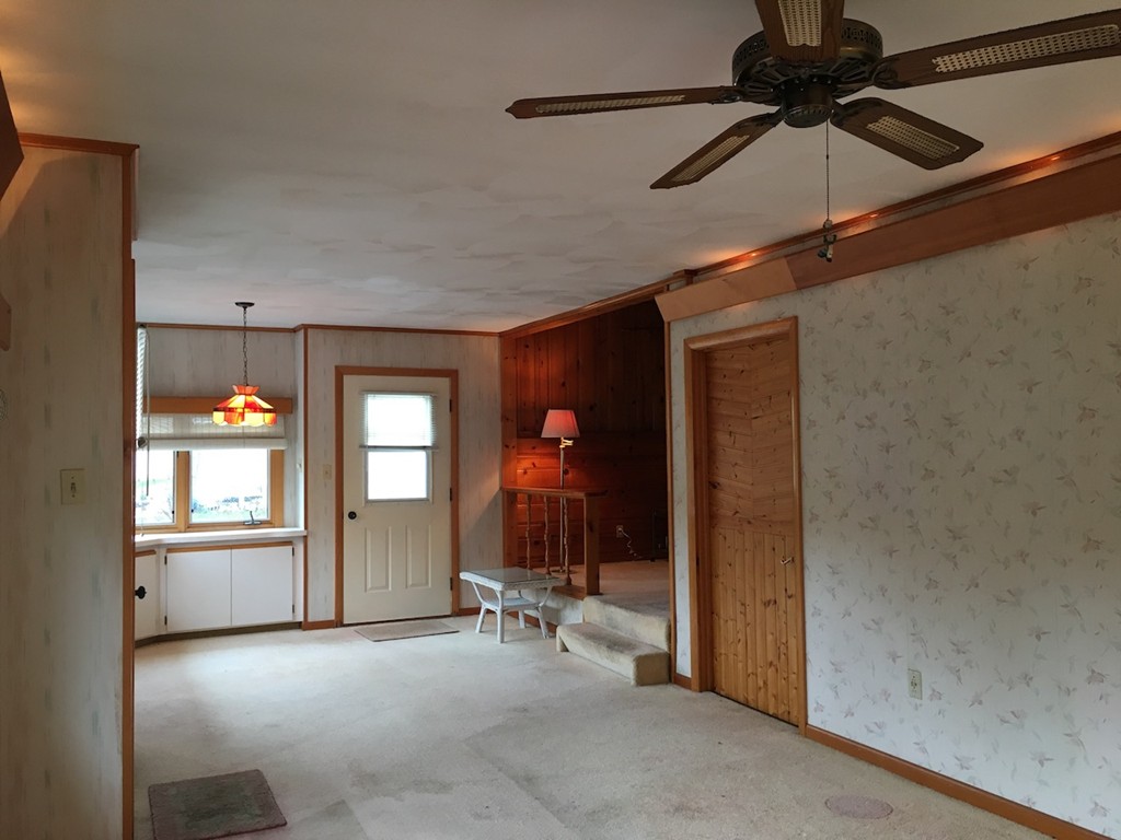 1103 Burnett Road Chicopee, MA 01020 - Photo 5 of 29 Gallery Image 5