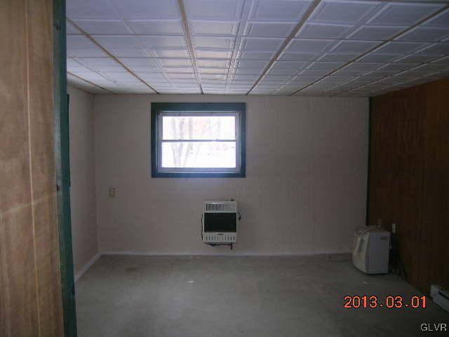 305 Brier Crest Road Blakeslee, PA 18610 - Photo 5 of 8 Gallery Image 5