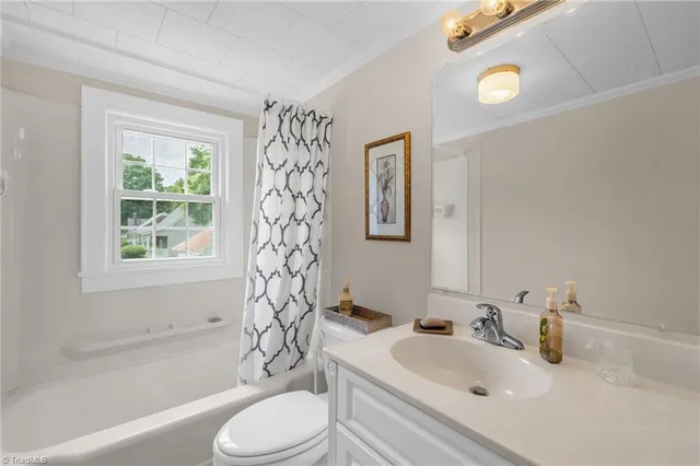 $332,000 | 318 South Fayetteville Street, Liberty, NC 27298