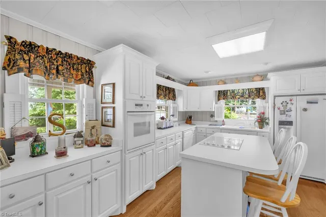 $332,000 | 318 South Fayetteville Street, Liberty, NC 27298