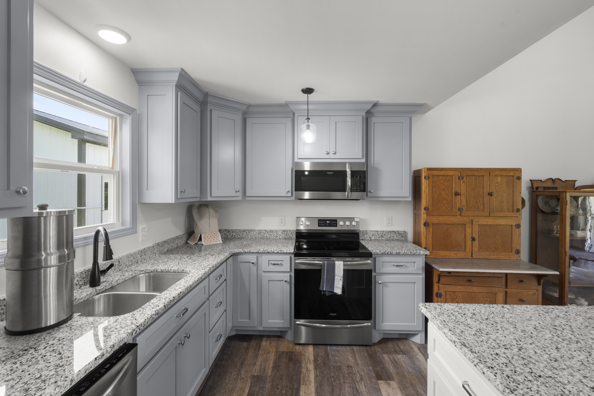 1072 Dugout Road Summertown, TN 38483 - Photo 14 of 45 Gallery Image 14