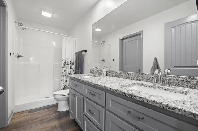 $299,999 | 1072 Dugout Road, Summertown, TN 38483