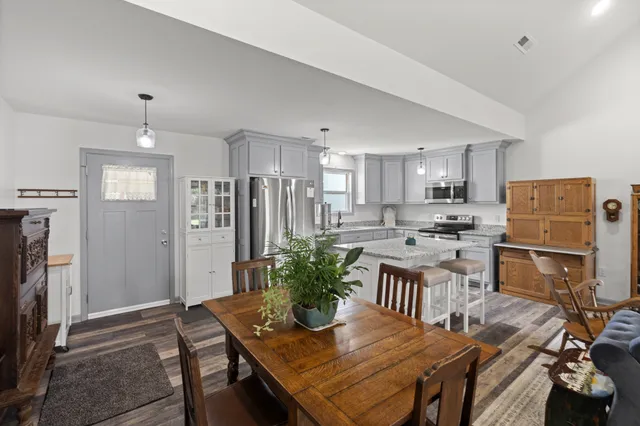 $299,999 | 1072 Dugout Road, Summertown, TN 38483