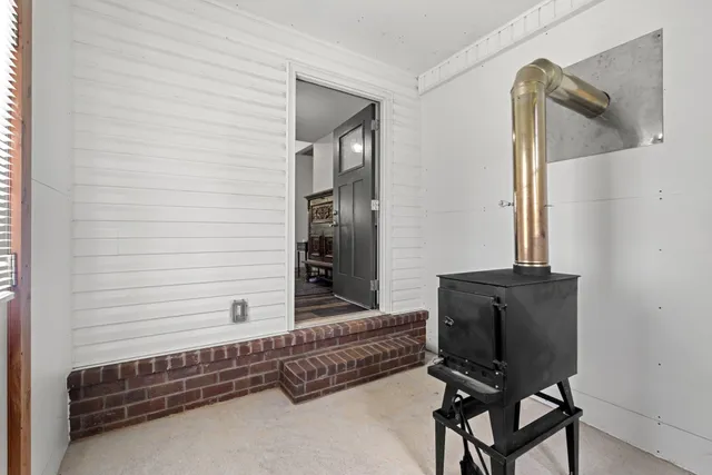 $299,999 | 1072 Dugout Road, Summertown, TN 38483