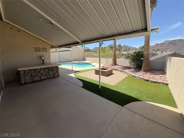 $2,850 | 158 Laguna Landing Drive, Henderson, NV 89002