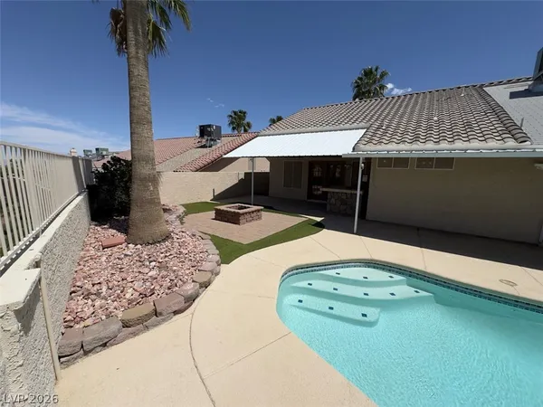 $2,850 | 158 Laguna Landing Drive, Henderson, NV 89002
