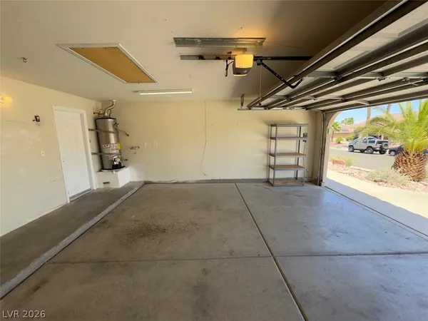 $2,850 | 158 Laguna Landing Drive, Henderson, NV 89002