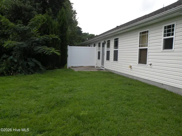 $1,695 | 226 Kestrel Court, New Bern, NC 28560