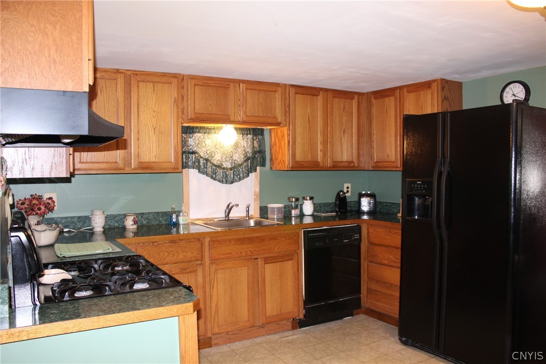 241 Mellon Road Amboy, NY 13493 - Photo 9 of 42