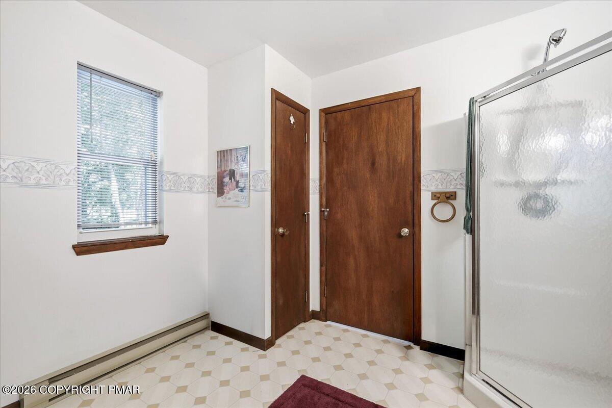 214 Hummingbird Trail Bushkill, PA 18324 - Photo 27 of 34 52-Photo-53