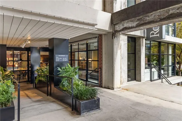 $1,350,000 | 1100 Howell Mill Road Northwest, Unit 910, Atlanta, GA 30318