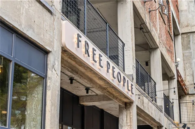 $1,350,000 | 1100 Howell Mill Road Northwest, Unit 910, Atlanta, GA 30318