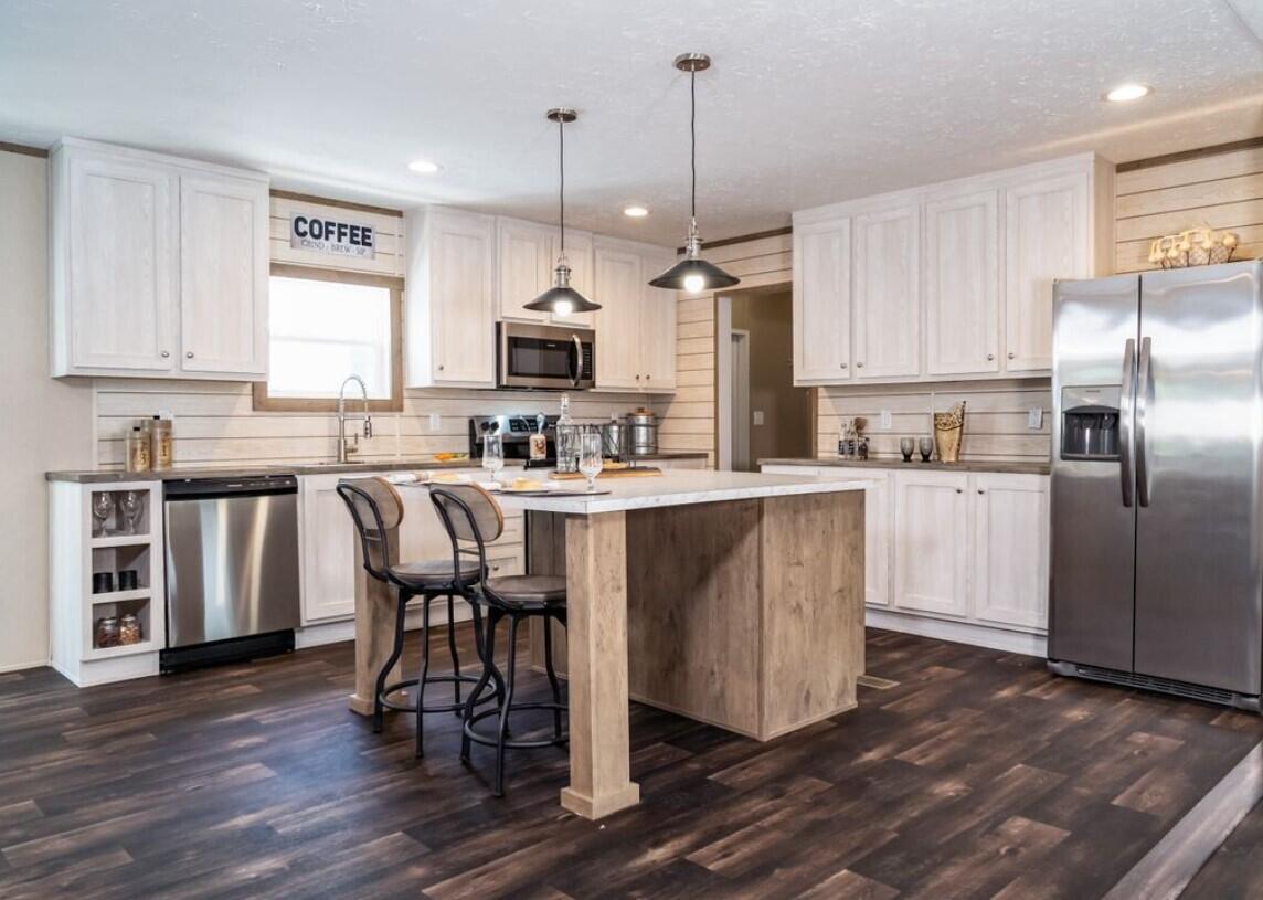 254 Tiger Lily Lane St. Stephen, SC 29479 - Photo 6 of 12 Big Kitchen