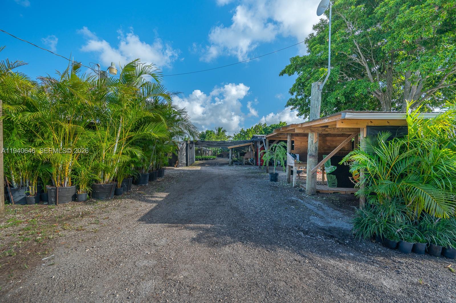 20750 Southwest 256th Street Homestead, FL 33031 - Photo 14 of 57