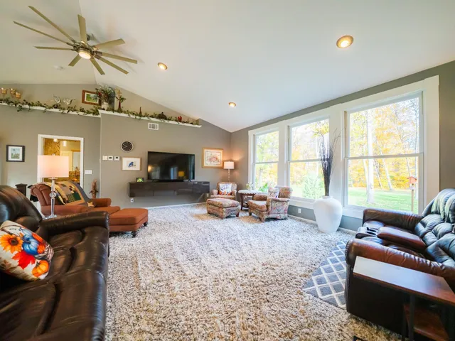$649,999 | 6 Forest Hill Lane, Swanville, MN 56382