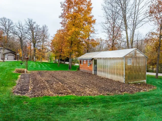 $649,999 | 6 Forest Hill Lane, Swanville, MN 56382