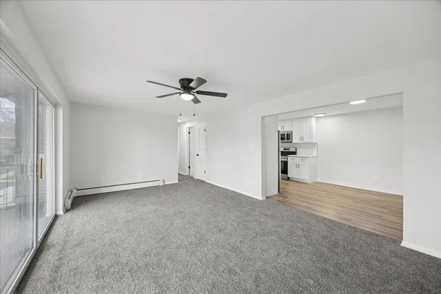 $205,000 | 935 South 8th Avenue, Unit 5, La Grange, IL 60525