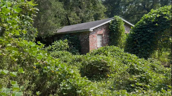 $15,000 | 30 Hibiscus Lane, Natchez, MS 39120