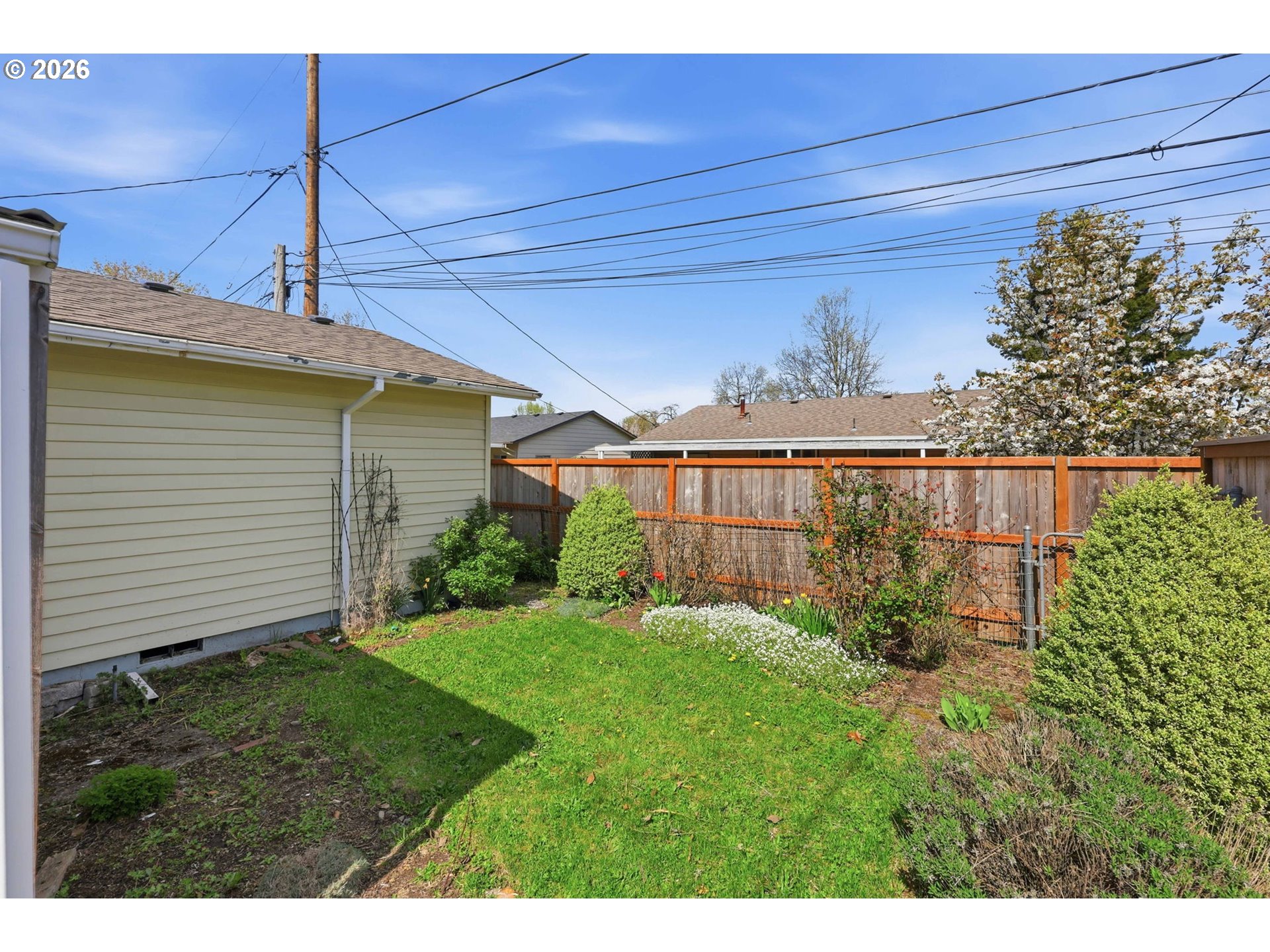 1383 Thompson Road Woodburn, OR 97071 - Photo 20 of 34 Gallery Image 20