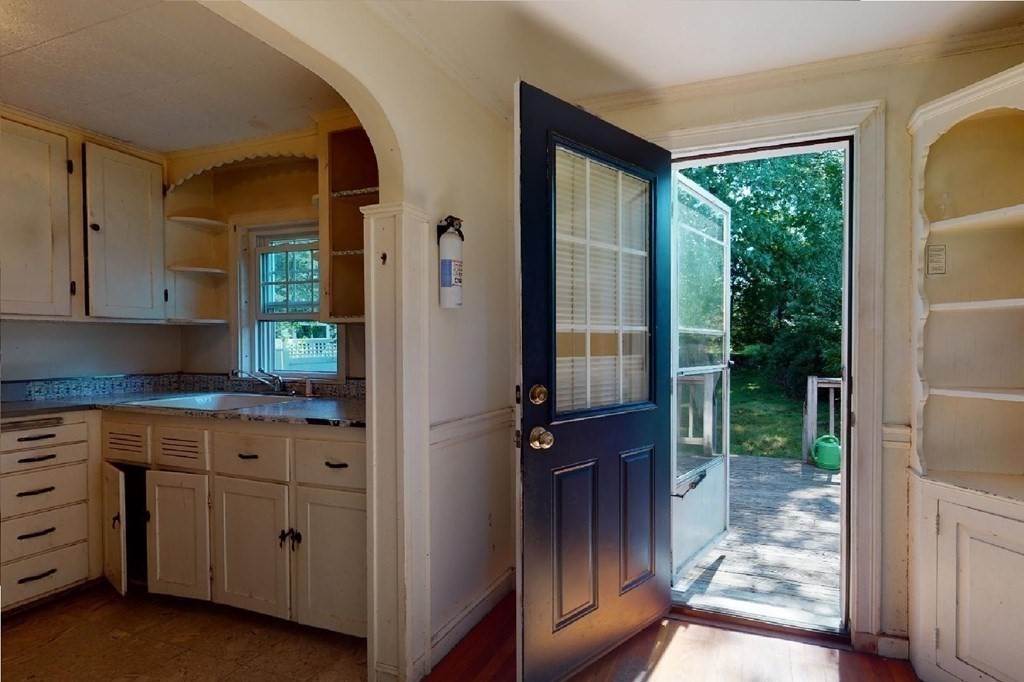 45 Burrwood Road Boston, MA 02132 - Photo 12 of 15 Gallery Image 12