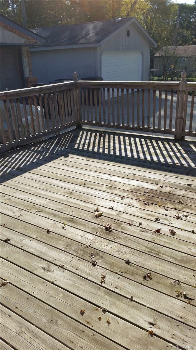 2979 Gerald Avenue Rochester, MI 48307 - Photo 39 of 44 2979 Gerald 188.jpg