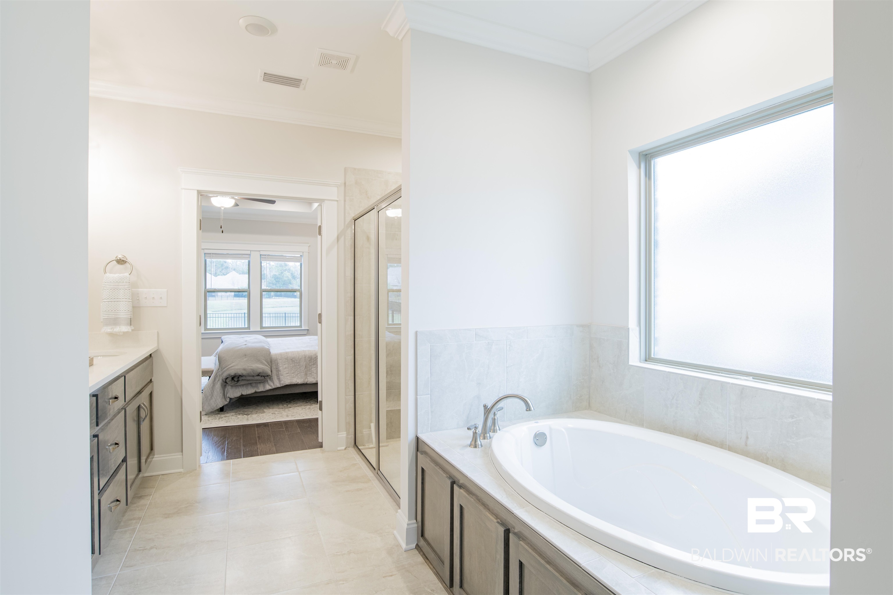 256 Fennec Street Fairhope, AL 36532 - Photo 22 of 29 Soaking Tub