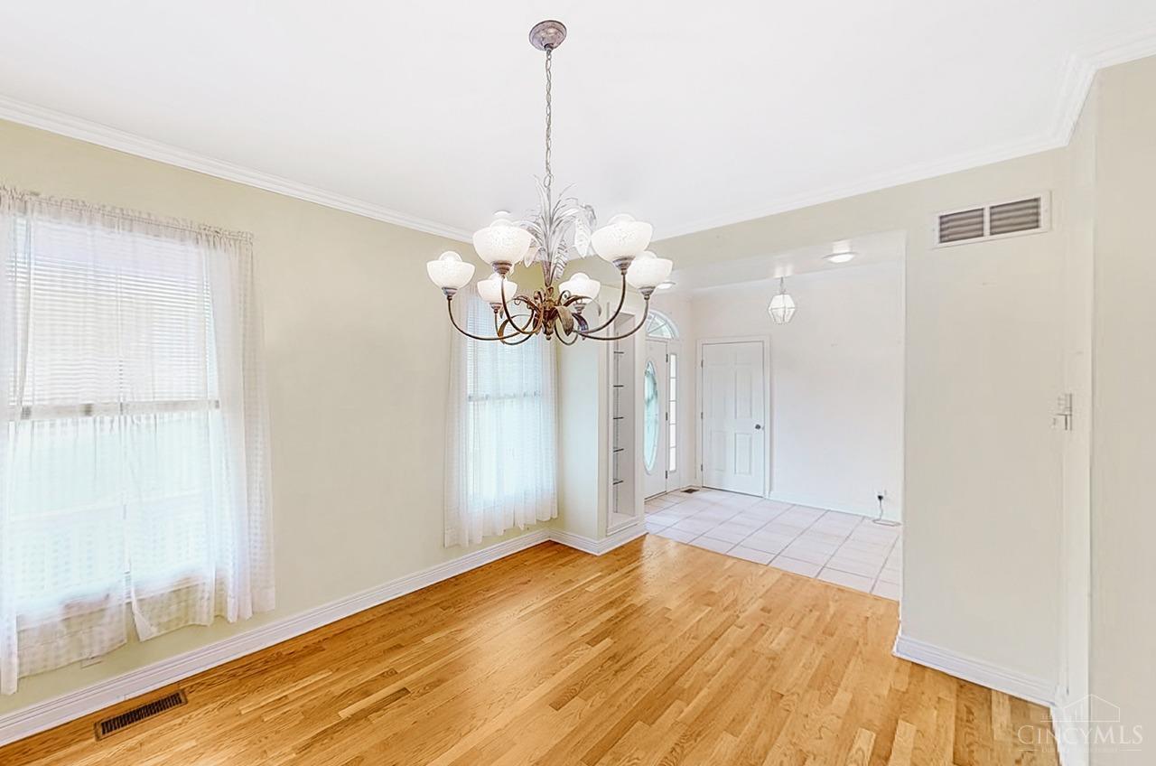 538 Shade Road Cincinnati, OH 45255 - Photo 8 of 37 Gallery Image 8