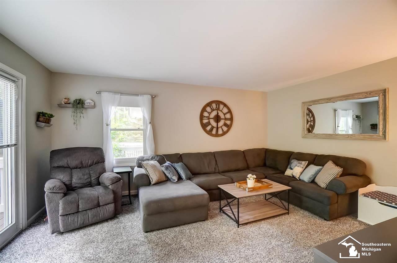 2565 West Erie Road Temperance, MI 48182 - Photo 31 of 50 50040915-30.JPG