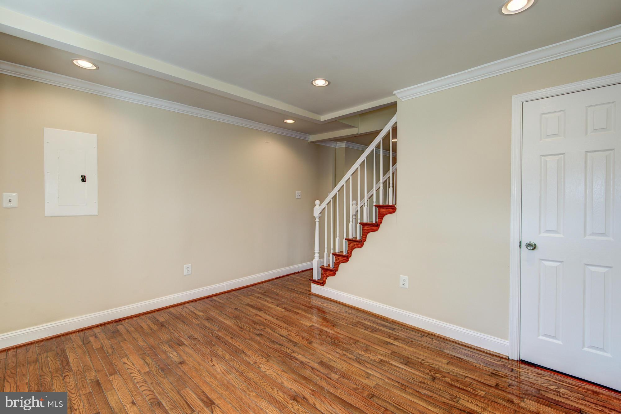 1466 Morris Road Southeast Washington, DC 20020 - Photo 8 of 28 Living Room