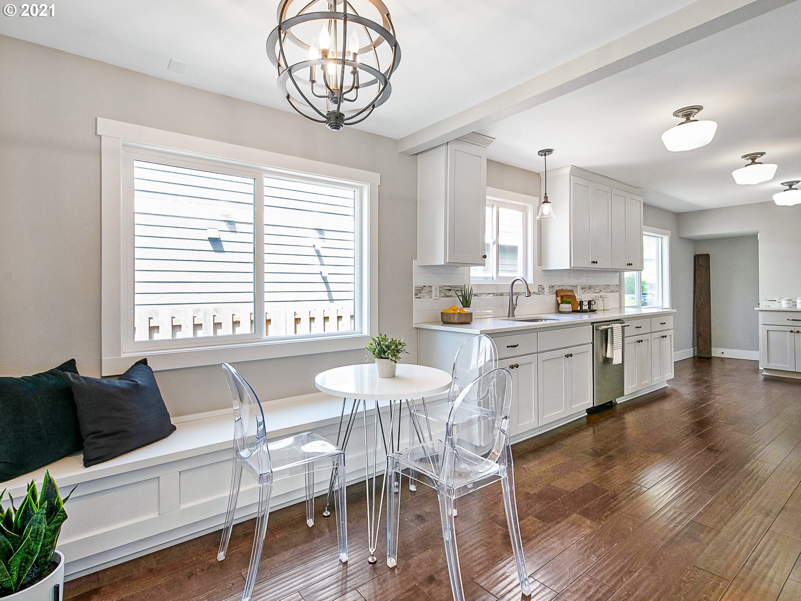 4906 Southeast Rural Street Portland, OR 97206 - Photo 13 of 32 Gallery Image 13