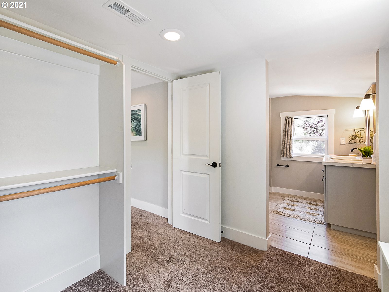 4906 Southeast Rural Street Portland, OR 97206 - Photo 22 of 32 Gallery Image 22
