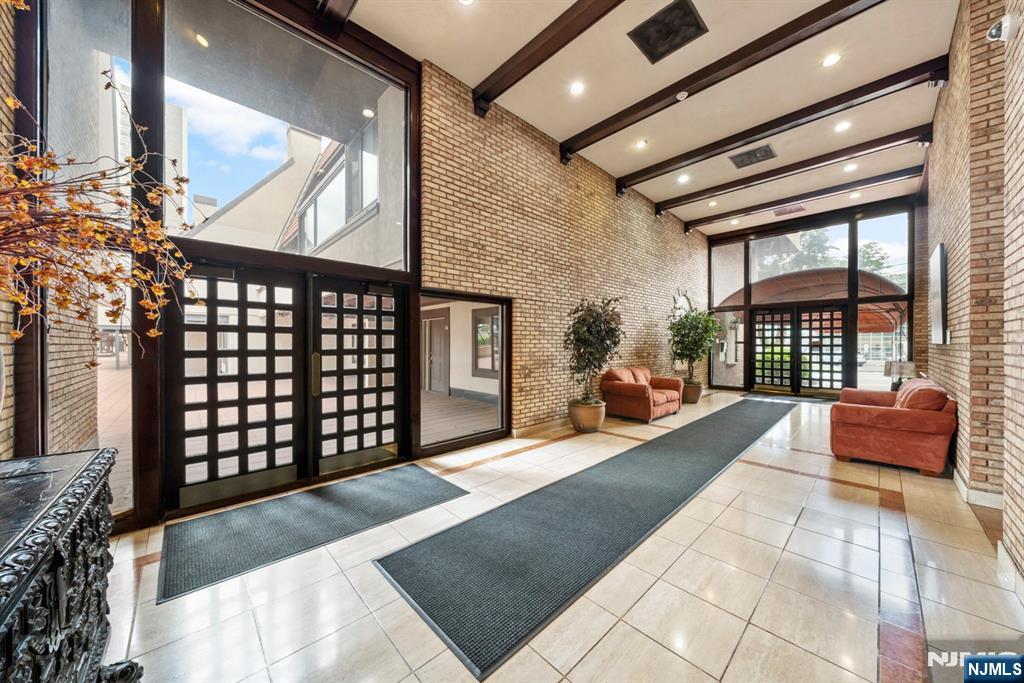 300 Gorge Road, Unit 58 Cliffside Park, NJ 07010 - Photo 31 of 32