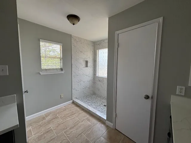 $280,000 | 16003 Mission Glen Drive, Houston, TX 77083