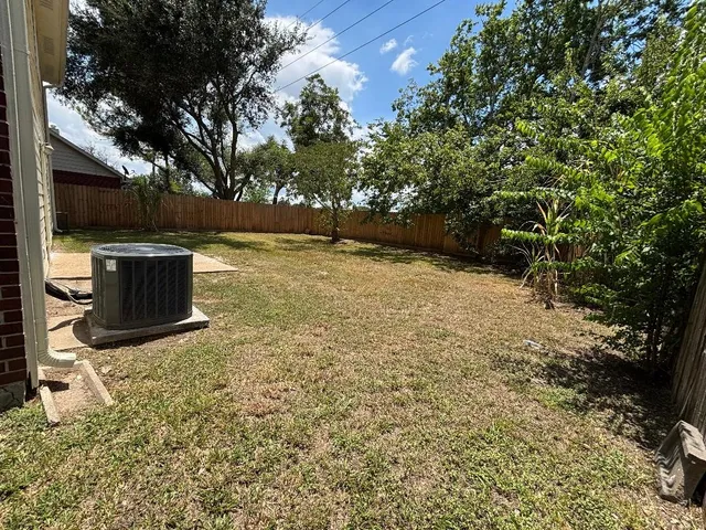 $280,000 | 16003 Mission Glen Drive, Houston, TX 77083