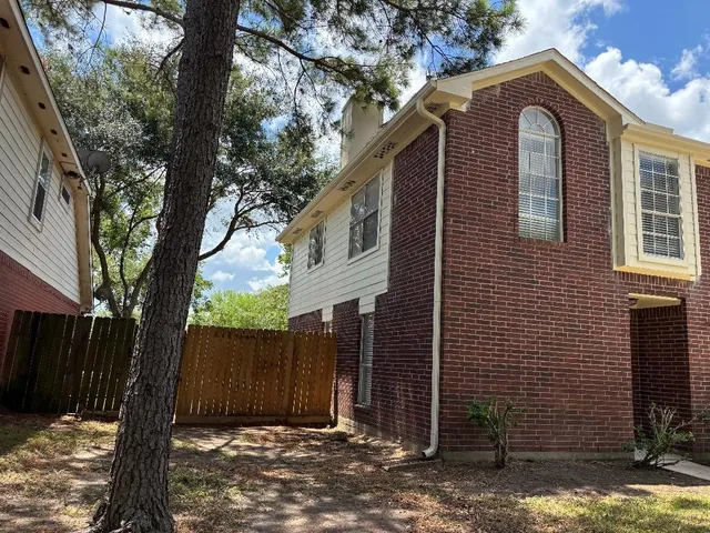 $280,000 | 16003 Mission Glen Drive, Houston, TX 77083