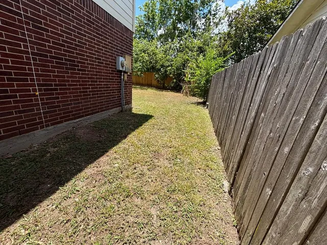 $280,000 | 16003 Mission Glen Drive, Houston, TX 77083