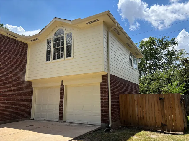 $280,000 | 16003 Mission Glen Drive, Houston, TX 77083
