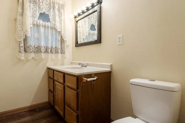 $154,900 | 207 River Park Road, Loves Park, IL 61111