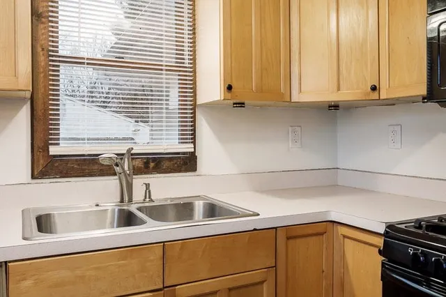 $154,900 | 207 River Park Road, Loves Park, IL 61111