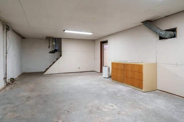 $154,900 | 207 River Park Road, Loves Park, IL 61111