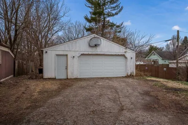 $154,900 | 207 River Park Road, Loves Park, IL 61111