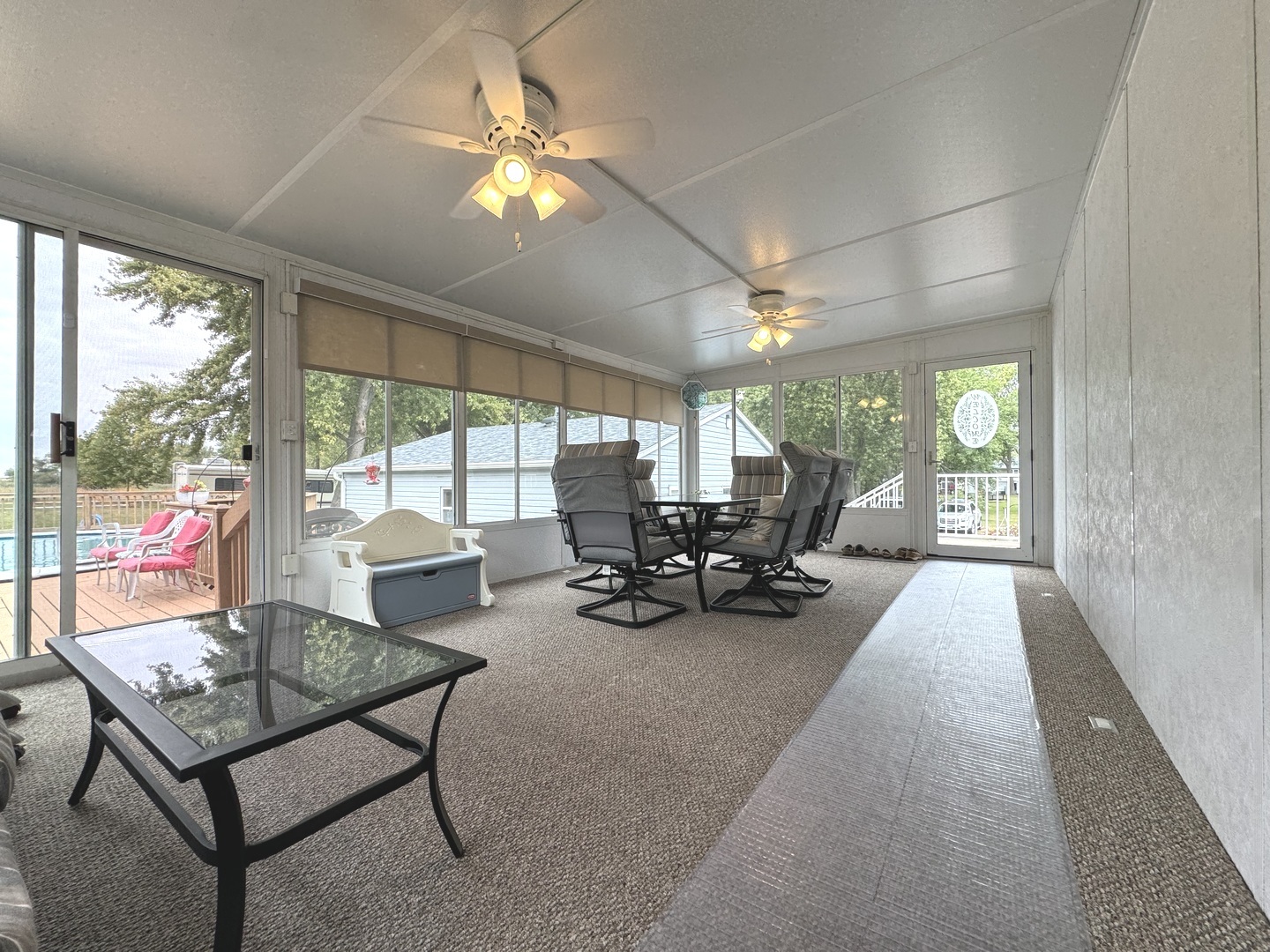 5382 South 2000W Road Chebanse, IL 60922 - Photo 15 of 54 a living room with furniture and a large window