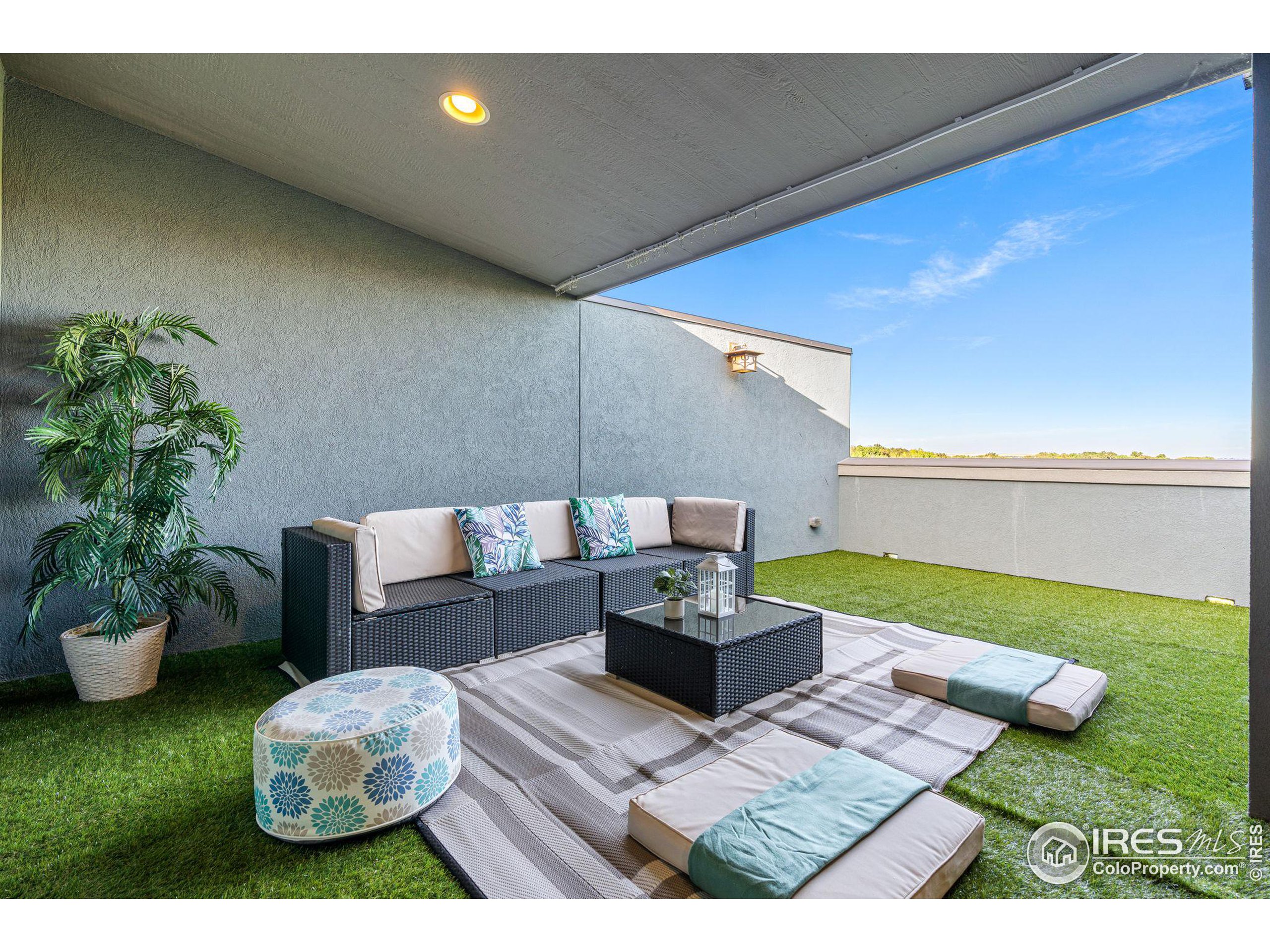 3766 Ridgeway Street Boulder, CO 80301 - Photo 35 of 42 a view of a backyard with furniture