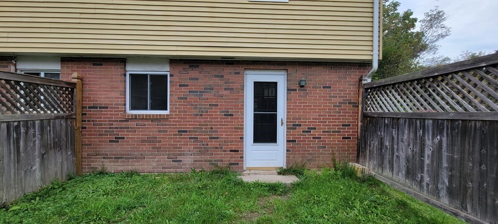 252 West Street, Unit 13 Amherst, MA 01002 - Photo 25 of 29