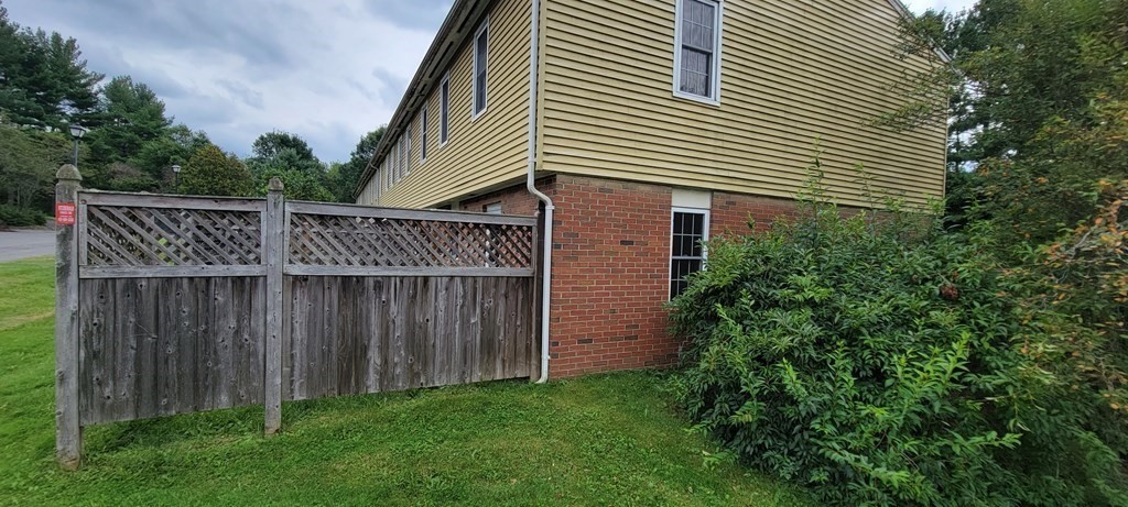 252 West Street, Unit 13 Amherst, MA 01002 - Photo 27 of 29