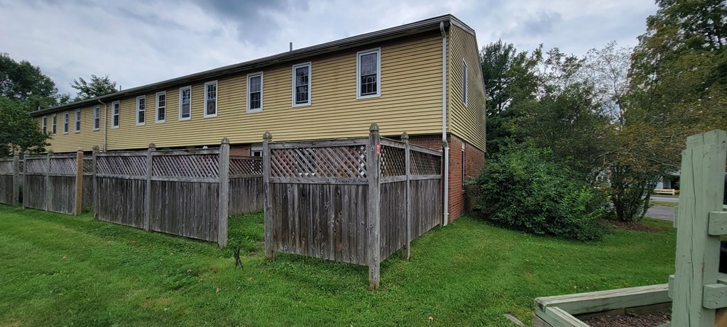 252 West Street, Unit 13 Amherst, MA 01002 - Photo 28 of 29