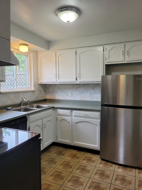 252 West Street, Unit 13 Amherst, MA 01002 - Photo 9 of 29