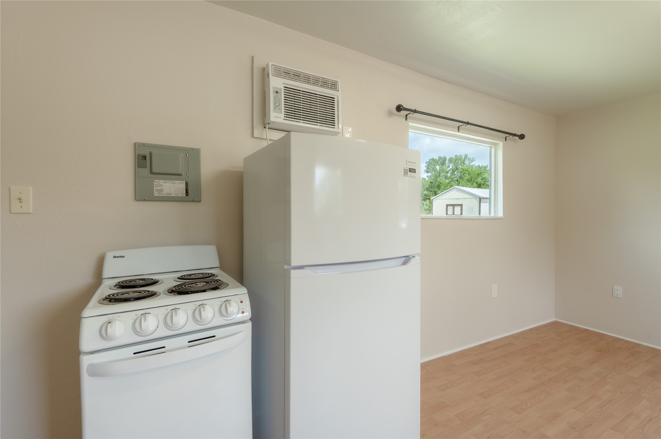 2094 South Robb Street Trinity, TX 75862 - Photo 10 of 23